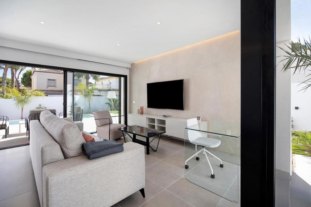 Andrea Sea Villa โนโบซังก์ติเปตรี ภายนอก รูปภาพ